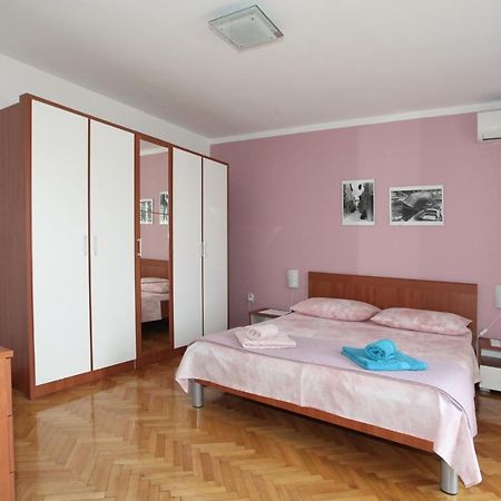 Apartments Madona Pag Town Dış mekan fotoğraf